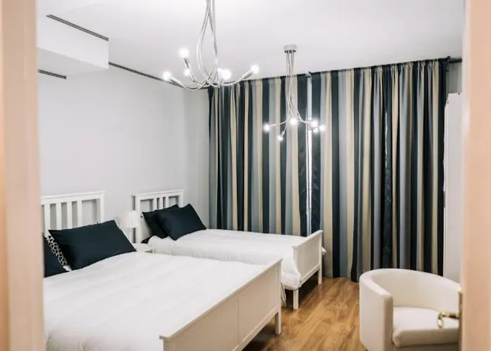 Le Finestre Di Via Asiago 3* קטאניה